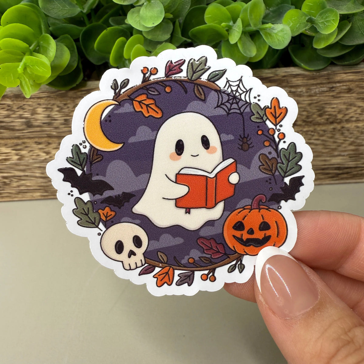 GHOST READING HALLOWEEN